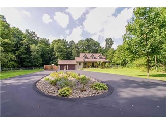 320 Tanyard Hollow Rd, Connellsville, PA 15425