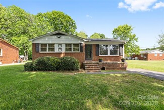 1053 Stoneybrook Ln, Rock Hill, SC 29730