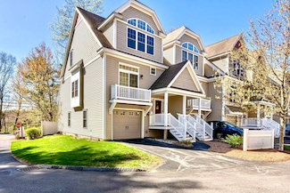 51 Hackett Hill Rd Unit 27, Manchester, NH 03102