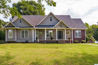 5521 County Road 159, Flat Rock, AL 35966