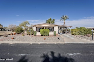 230 W Mora Dr, Green Valley, AZ 85614