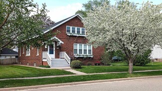 414 6th Ave, Antigo, WI 54409