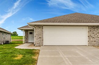 121 Alan Ave SW Unit C, Swisher, IA 52338