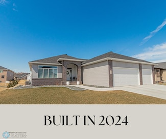 3340 2nd St E, West Fargo, ND 58078