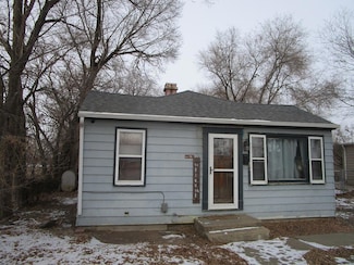 114 E 6th Ave, Fort Pierre, SD 57532