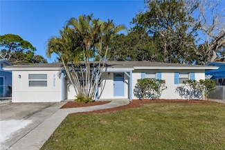 2426 Stratford Dr, Sarasota, FL 34232