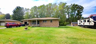 1960 Pleasant Meadows St, Portage, IN 46368
