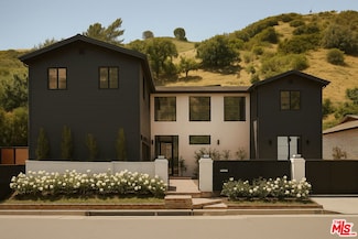 1937 N Beverly Dr, Beverly Hills, CA 90210