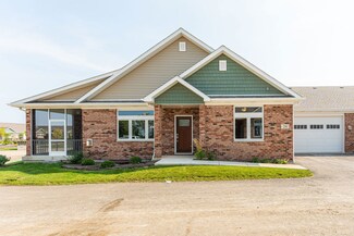 24 Briden Ln Unit 24, Sycamore, IL 60178