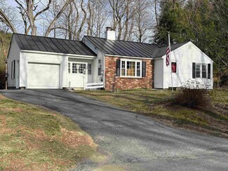 15 Mack Ave, West Lebanon, NH 03784