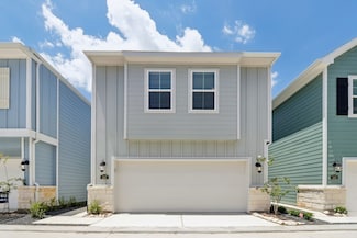 2554 Bay Winds Ln, Baytown, TX 77523
