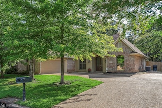 552 Grand Oaks Dr, Shreveport, LA 71106