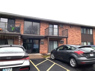 23853 David Dr Unit 207, North Olmsted, OH 44070