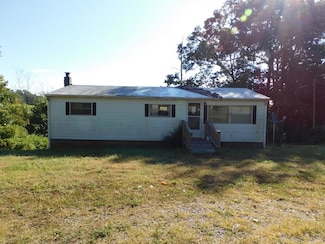 2265 Barnesville Hwy, Wylliesburg, VA 23976