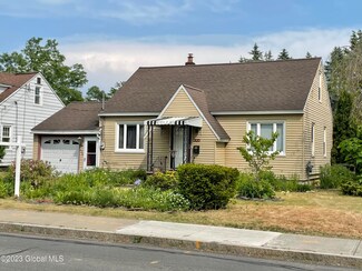 320 Kings Rd, Schenectady, NY 12304