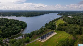 112 Harbor Pointe Dr, Talladega, AL 35160