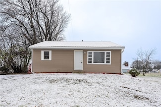 608 E Front St, Withee, WI 54498