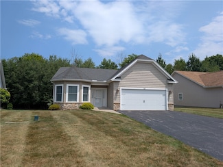 101 Beehler Ln Unit B, Hamlin, NY 14464