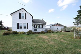 S8179 Denzer Rd, North Freedom, WI 53951