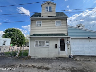 1548 W Independence St, Coal Township, PA 17866