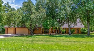 4003 Ridgeline Dr, Norman, OK 73072