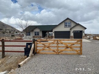 70 Santa Sophia Dr, Wellington, NV 89444