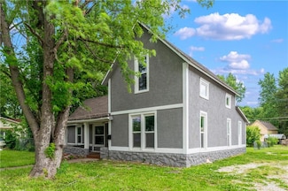 115 Brown Ave, Osawatomie, KS 66064