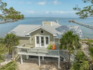 1371 E Gulf Beach Dr, Eastpoint, FL 32328