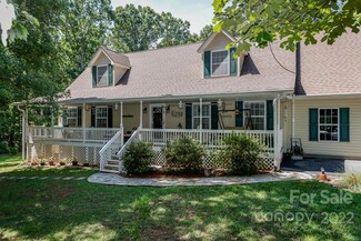 1125 Centennial Rd, Union Mills, NC 28167