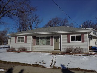 410 North Ave, Springville, IA 52336