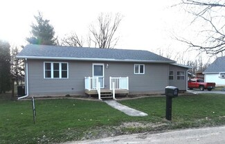 334 S Commercial Ave, Amboy, IL 61310