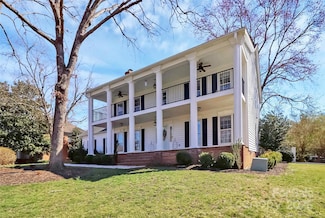 8600 Peyton Randolph Dr, Charlotte, NC 28277