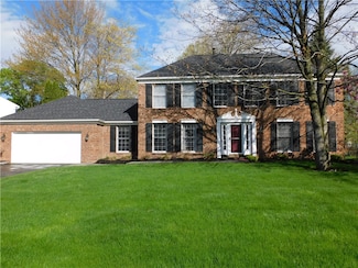 255 Macintosh Dr, Rochester, NY 14626