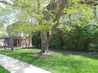 9437 86th Ct Unit 1W, Hickory Hills, IL 60457