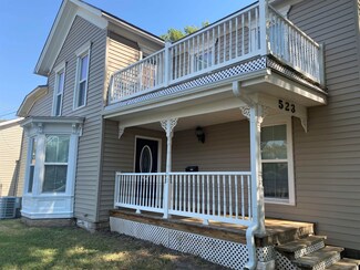 523 E Elizabeth St, McPherson, KS 67460