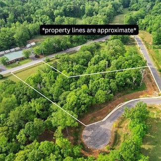 4040 Glenwood Ct, Auburn, AL 36830