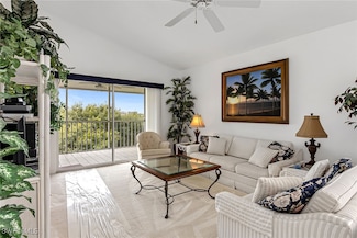 300 Horse Creek Dr Unit 408, Naples, FL 34110