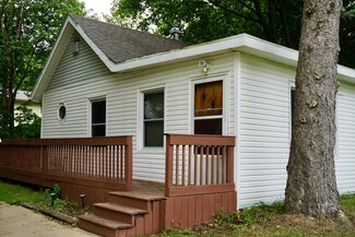 448 Stowell St NW, Comstock Park, MI 49321