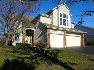 2406 Spyglass Hill Ct, Riverwoods, IL 60015