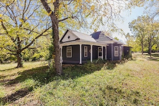 500 E Rutledge St, Yates Center, KS 66783