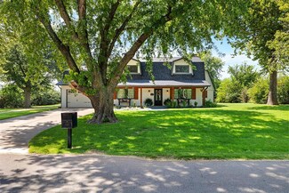 103 Pinewood Dr, Tuttle, OK 73089