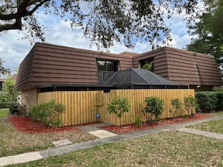 2410 24th Ln, Palm Beach Gardens, FL 33418