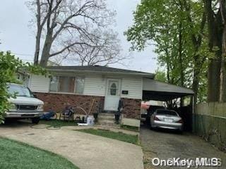 150 Stevens St, Roosevelt, NY 11575