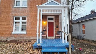 220 N 17th St, Saint Joseph, MO 64501