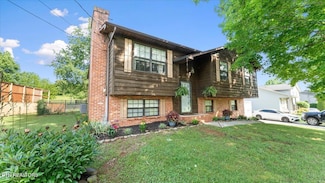 3901 Davis Ford Rd, Maryville, TN 37804