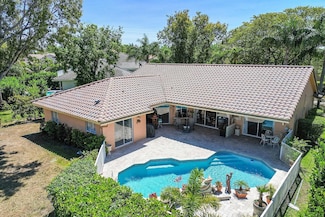 4636 Rothschild Dr, Coral Springs, FL 33067