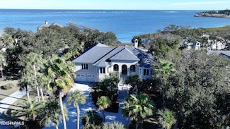 11 River Club Dr, Saint Helena Island, SC 29920