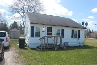 829 W State St, Cheboygan, MI 49721