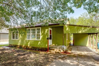 4944 Royal Dr, Fort Worth, TX 76116