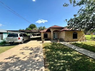 1753 Orquidia Ln, Laredo, TX 78046